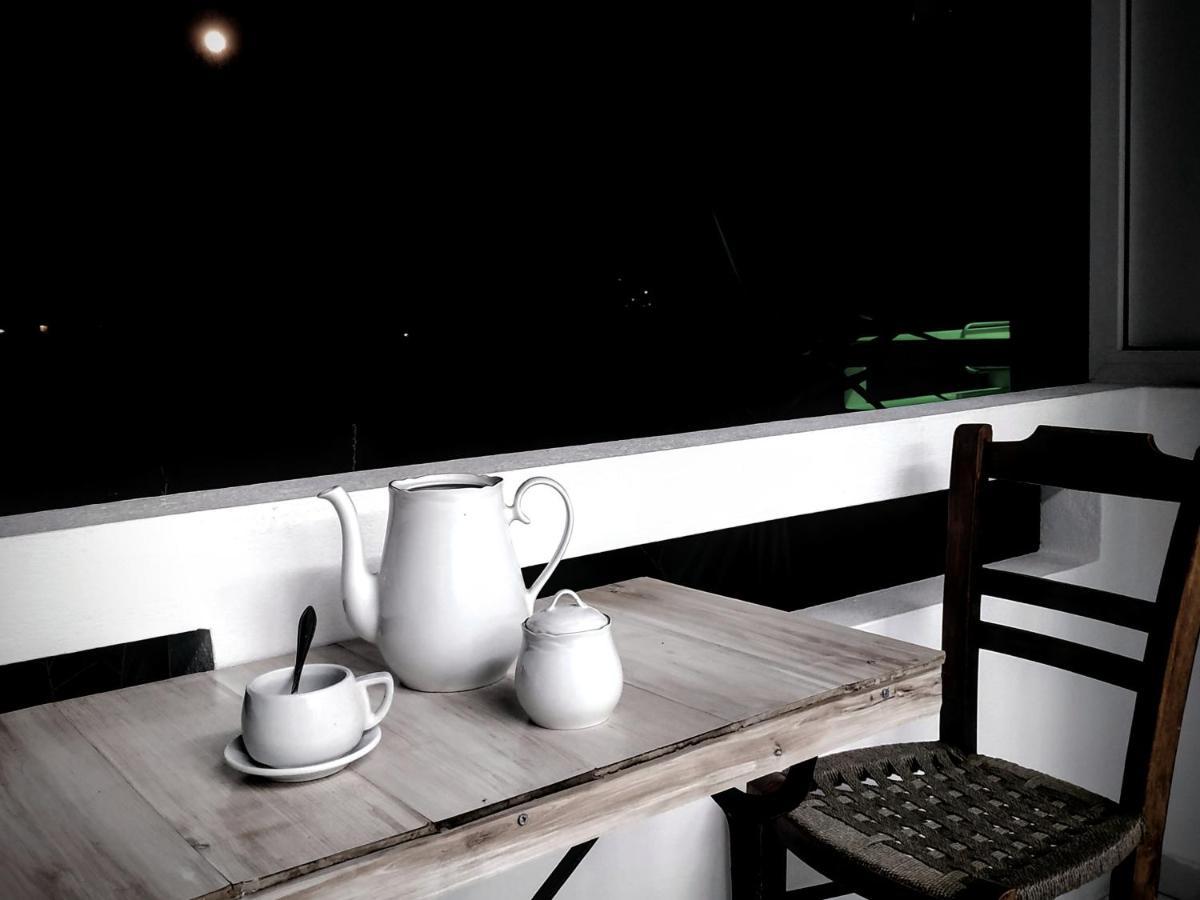Suite Of Light Rooms Perama  Exterior foto
